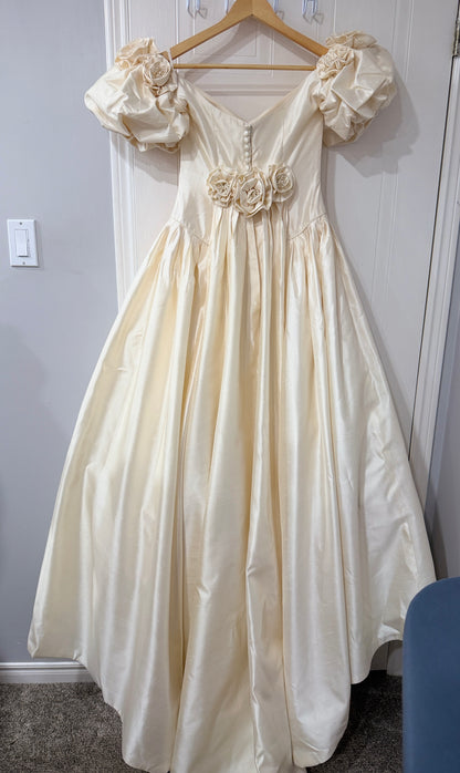 Vintage House of Bianchi 100% Silk Wedding Gown | c. Late 1980s