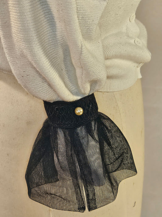 Black tulle cuff