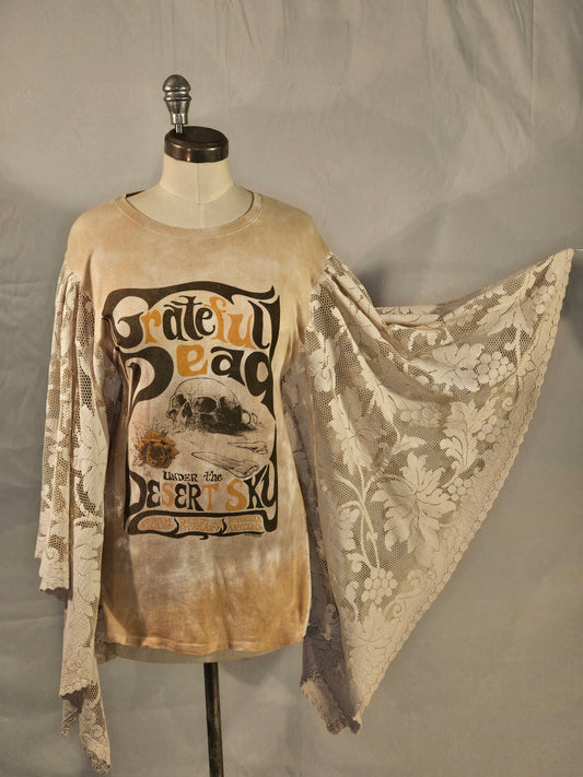 Grateful dead t-shirt with lace sleeves