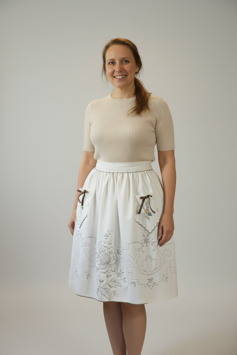 Vintage-Half Apron-white-beige-embroidered with Bows