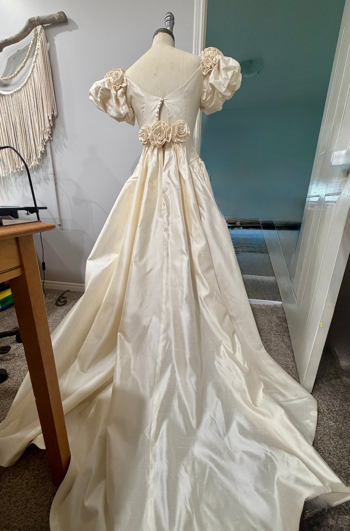 Vintage House of Bianchi 100% Silk Wedding Gown | c. Late 1980s