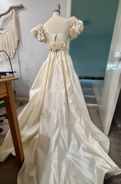 Vintage House of Bianchi 100% Silk Wedding Gown | c. Late 1980s