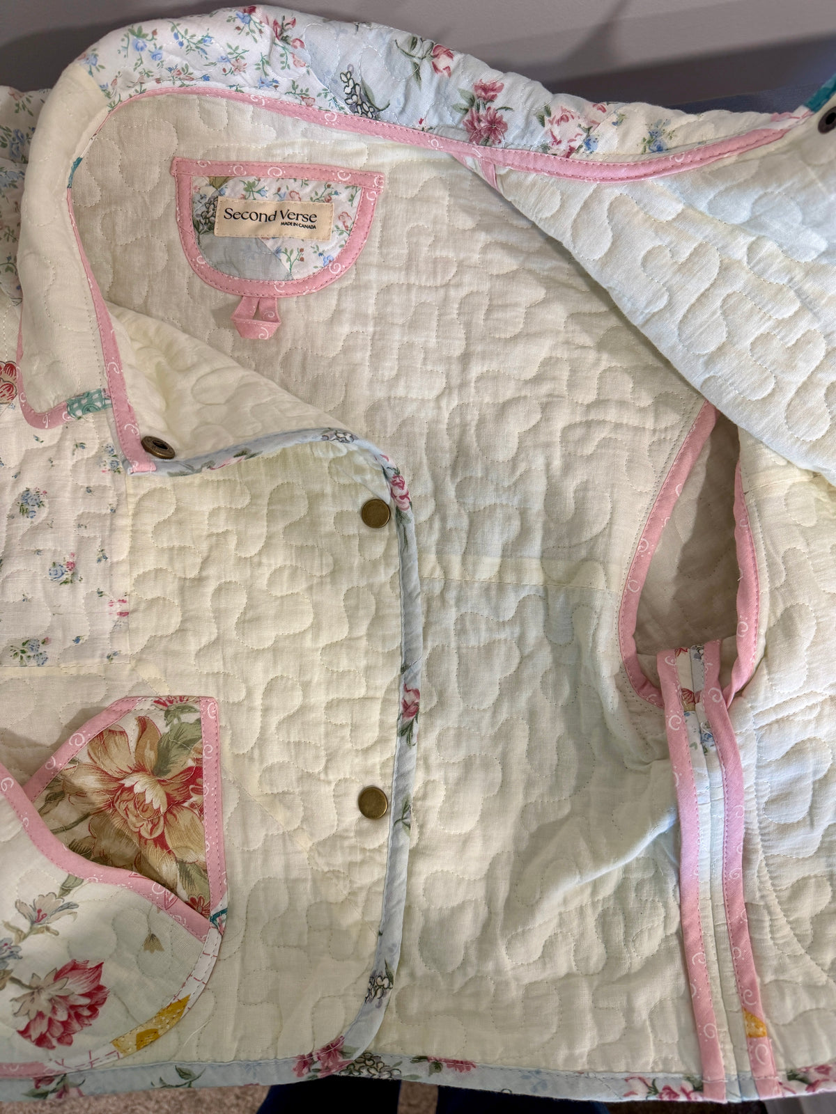 Patchwork Quilted Cropped Jacket with Collar | Upcylced Quilt